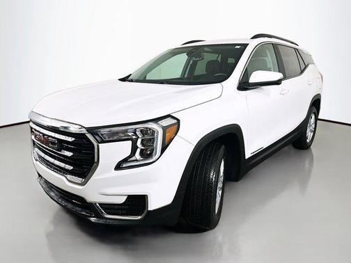 Summit White 2023 GMC Terrain SLE