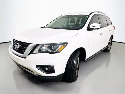 2019 Nissan Pathfinder SL