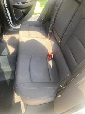 Summit White 2018 Chevrolet Malibu 1LS
