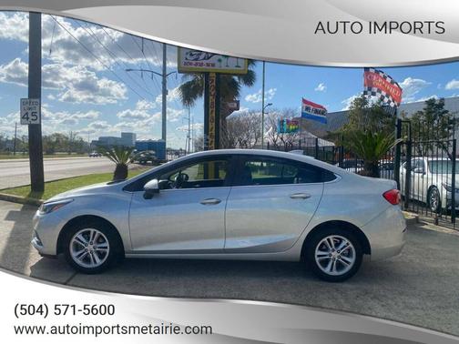 Silver Ice Metallic 2018 Chevrolet Cruze LT