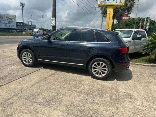 Brilliant Black 2015 Audi Q5 2.0T Premium Plus