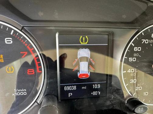 Brilliant Black 2015 Audi Q5 2.0T Premium Plus