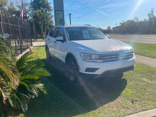 Pure White 2021 Volkswagen Tiguan 2.0T SE