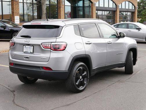 2017 Jeep New Compass Latitude