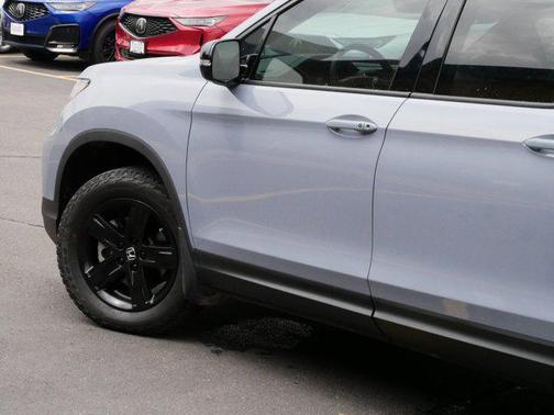 2023 Honda Ridgeline Black