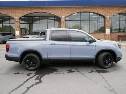 2023 Honda Ridgeline Black