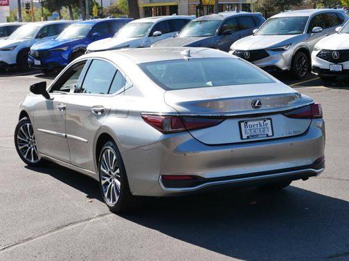 2021 Lexus ES 250 Base