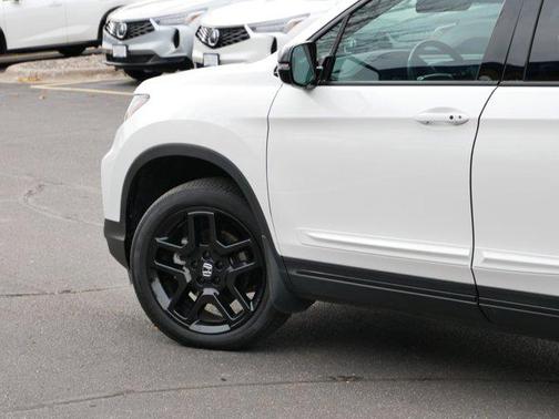 2024 Honda Passport AWD Black