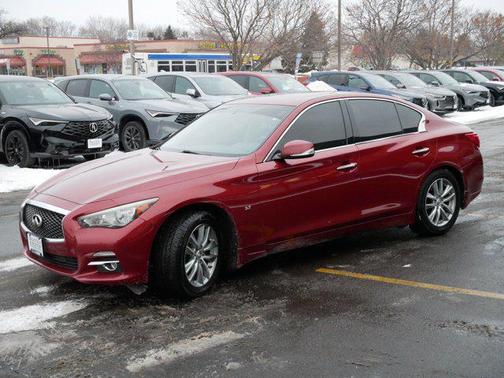 2014 INFINITI Q50 Premium