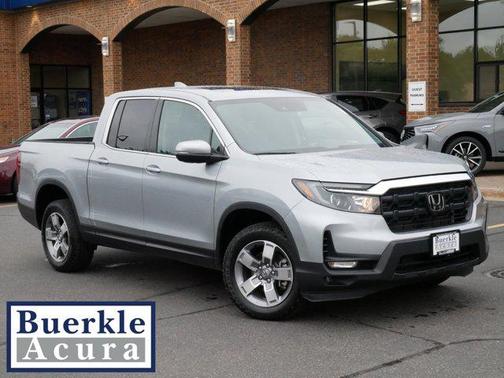 Solar Silver Metallic 2025 Honda Ridgeline RTL