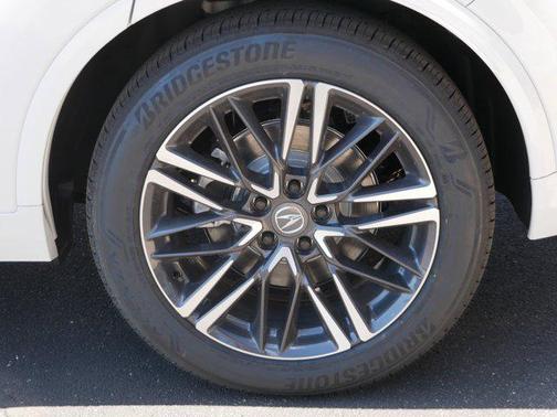Platinum White Pearl 2026 Acura MDX Advance Package