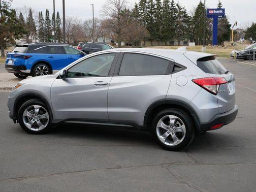 Lunar Silver Metallic 2021 Honda HR-V LX