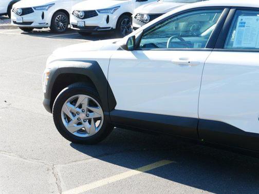 2024 Hyundai KONA SE