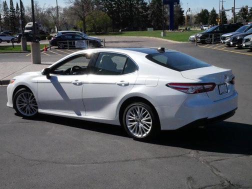 2018 Toyota Camry XLE