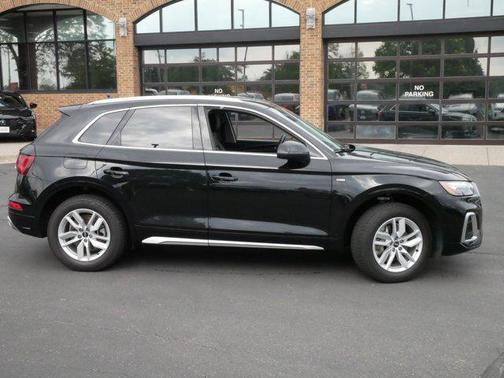 2022 Audi Q5 45 S line Premium