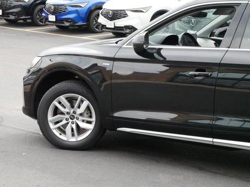 2022 Audi Q5 45 S line Premium