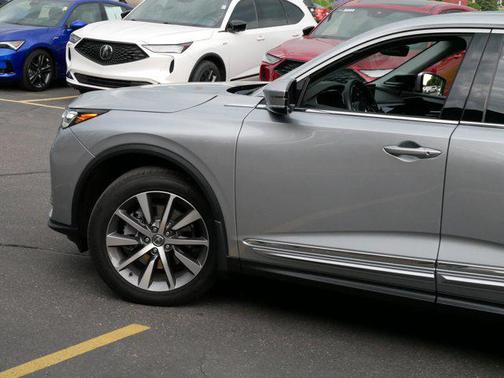 2025 Acura MDX Technology Package