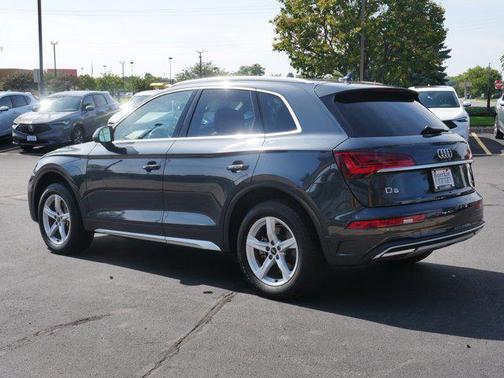 2022 Audi Q5 40 Premium