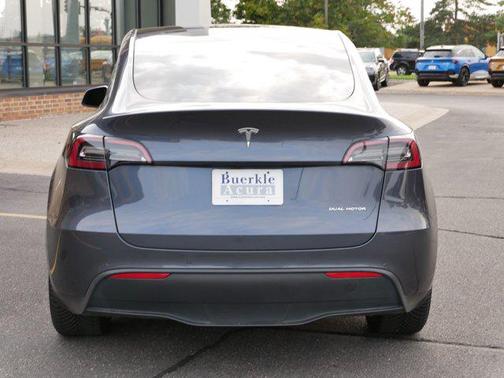 2023 Tesla Model Y Long Range Dual Motor All-Wheel Drive