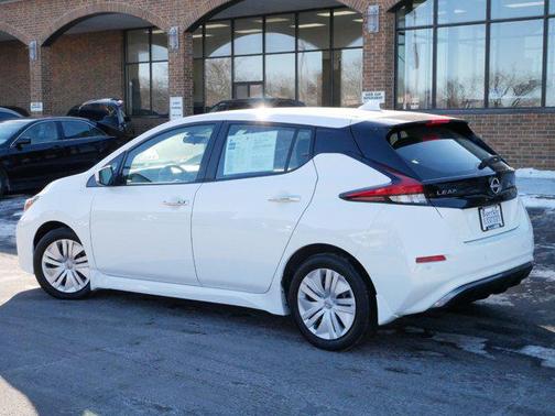 2024 Nissan Leaf S