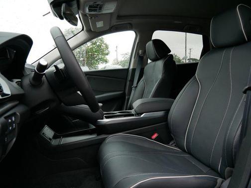 2025 Acura RDX Advance Package