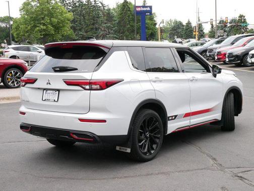 2023 Mitsubishi Outlander Ralliart S-AWC