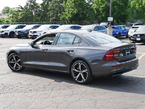 2025 Volvo S60 B5 Core
