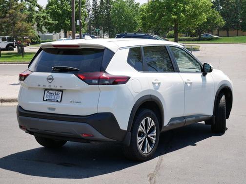 Pearl White Tricoat 2023 Nissan Rogue SV