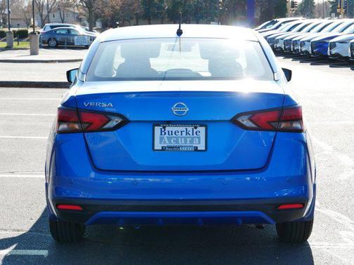 2020 Nissan Versa 1.6 S