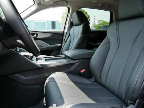 2025 Acura MDX Standard
