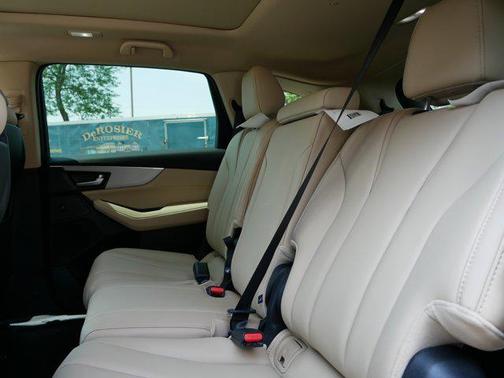 2025 Acura MDX Standard