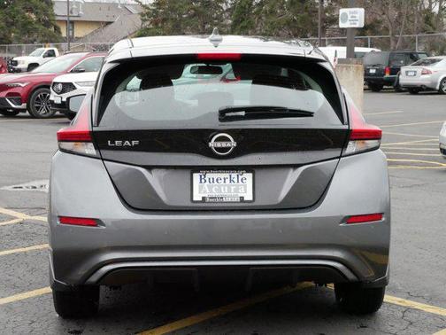2025 Nissan Leaf S