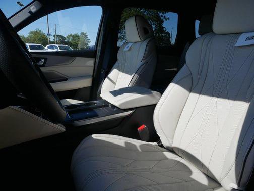 2026 Acura MDX A-SPEC Advance Package