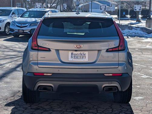 2023 Cadillac XT4 Premium Luxury