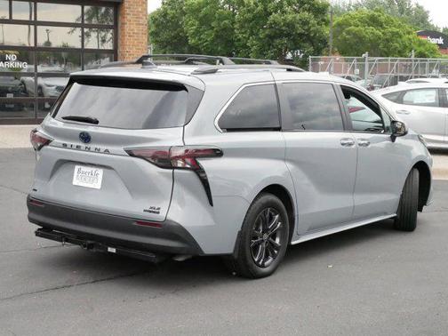 2024 Toyota Sienna Woodland Edition