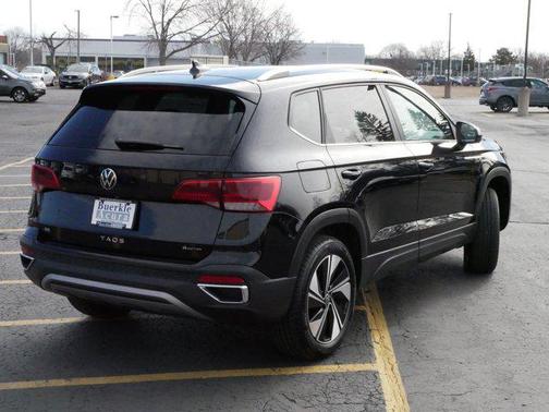 2024 Volkswagen Taos 1.5T SE