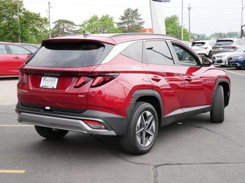 2025 Hyundai TUCSON SEL