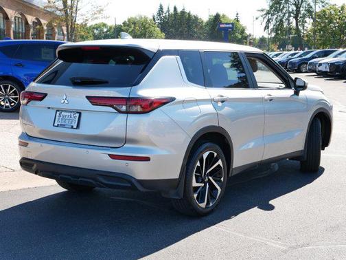 2022 Mitsubishi Outlander ES 2.5 S-AWC