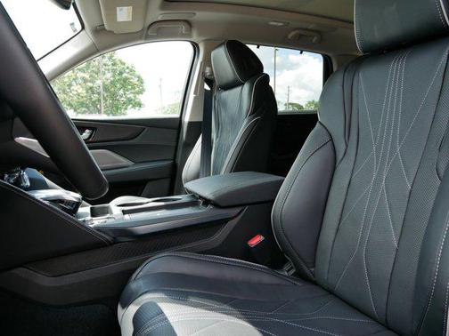 2026 Acura MDX Advance Package