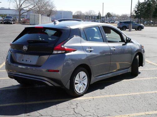 2025 Nissan Leaf S