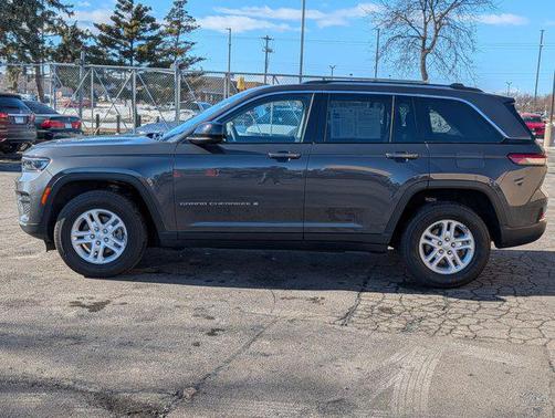 2023 Jeep Grand Cherokee Laredo