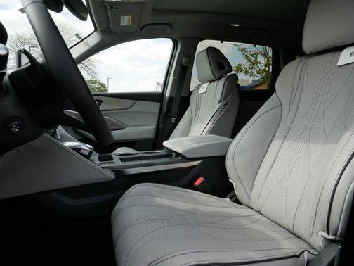 Solar Silver Metallic 2026 Acura MDX Advance Package