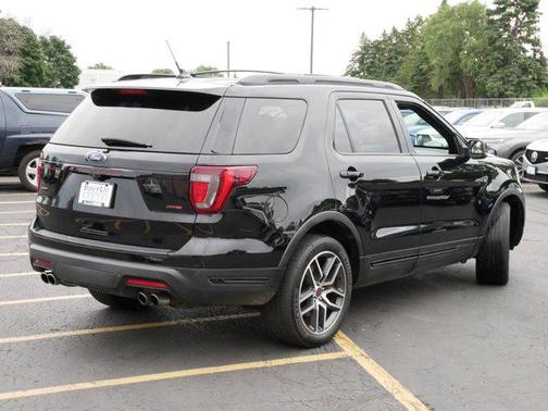 2018 Ford Explorer Sport