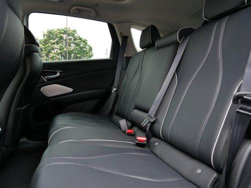 2025 Acura RDX Advance Package