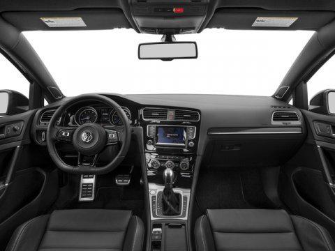 2016 Volkswagen Golf R 4-Door