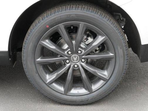 NH-883P/PLATINUM W 2026 Acura RDX Base