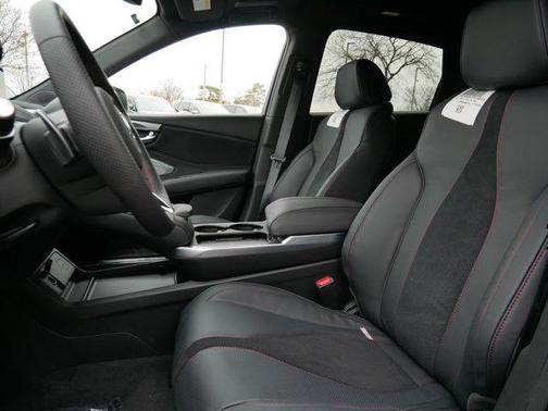 NH-883P/PLATINUM W 2026 Acura RDX Base