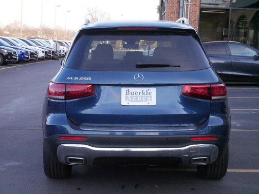 2022 Mercedes-Benz GLB 250 Base