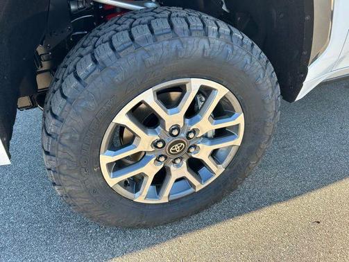 Pearl 2026 Toyota Tundra Hybrid 1794 Edition