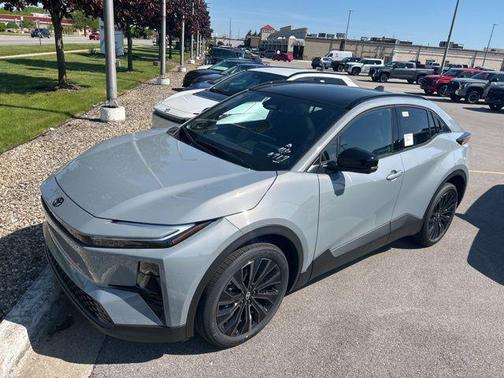 Cement 2026 Toyota C-HR XSE